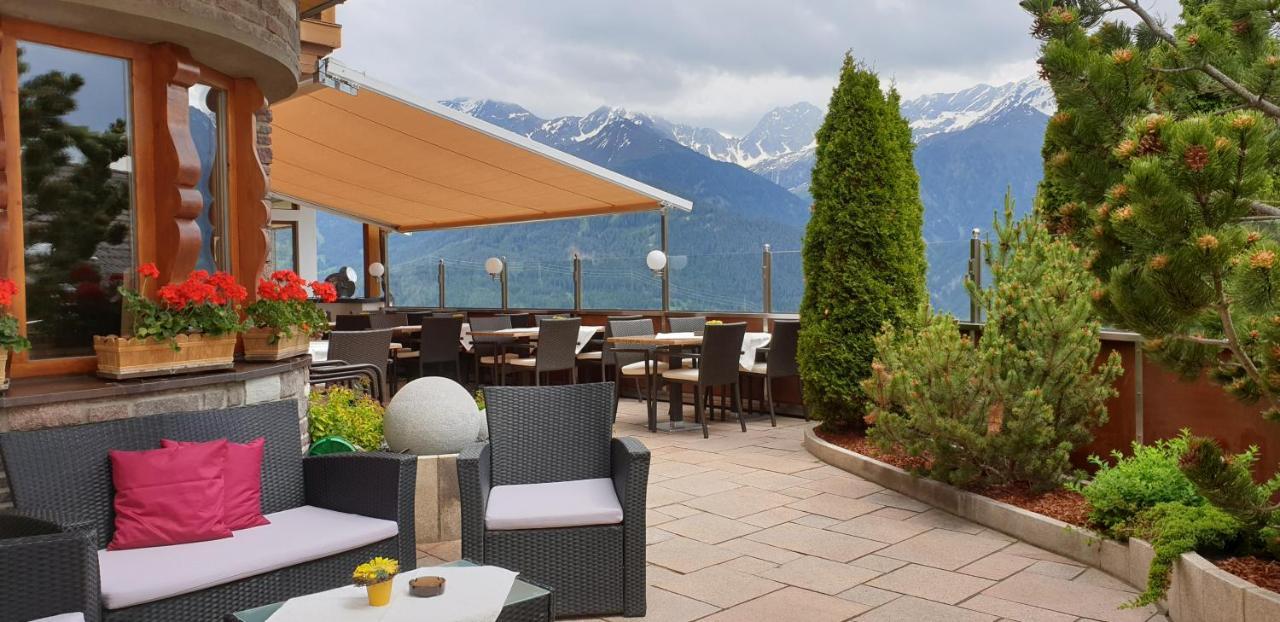 Hotel Montana フィス エクステリア 写真