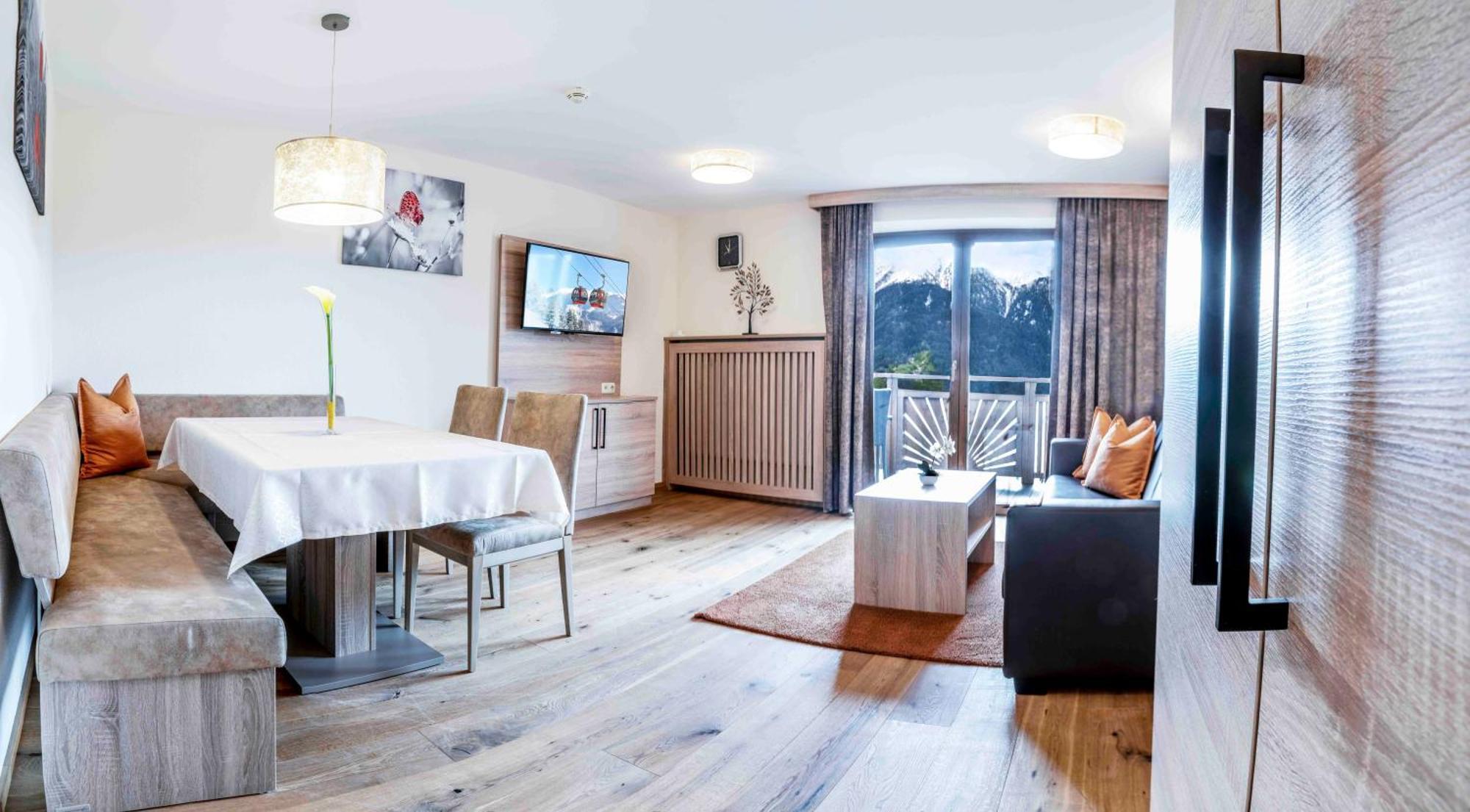 Hotel Montana フィス エクステリア 写真
